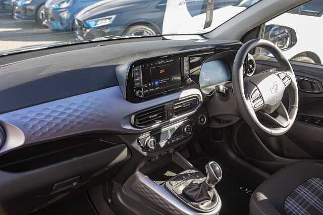 Hyundai i10 1.2 [79] Premium 5dr Auto [Nav]