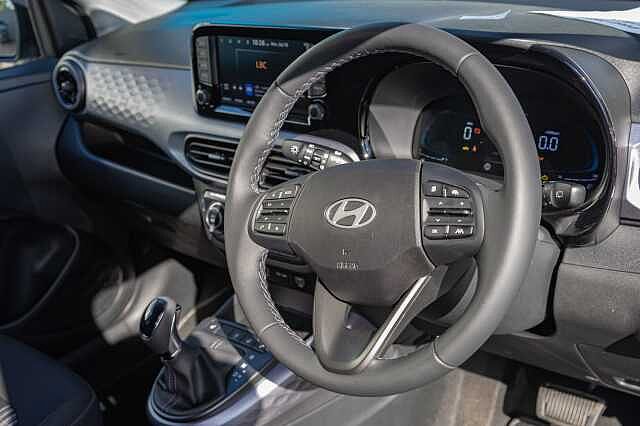 Hyundai i10 1.2 [79] Premium 5dr Auto [Nav]