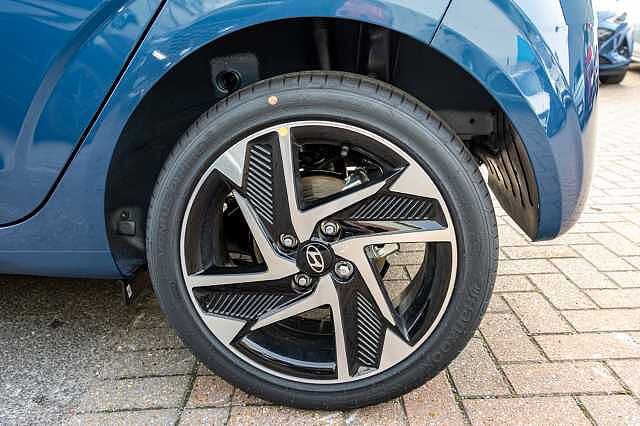 Hyundai i10 1.2 [79] Premium 5dr Auto [Nav]