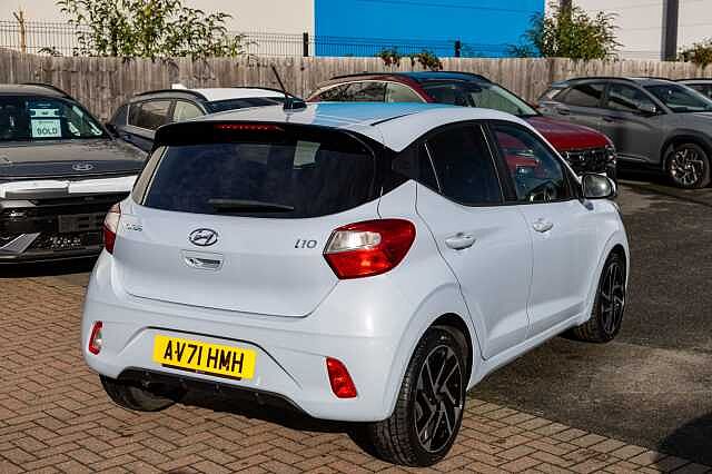 Hyundai i10 1.0 MPi Premium 5dr