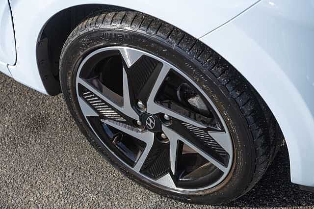 Hyundai i10 1.0 MPi Premium 5dr