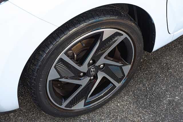 Hyundai i10 1.0 MPi Premium 5dr