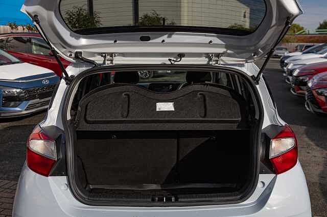 Hyundai i10 1.0 MPi Premium 5dr