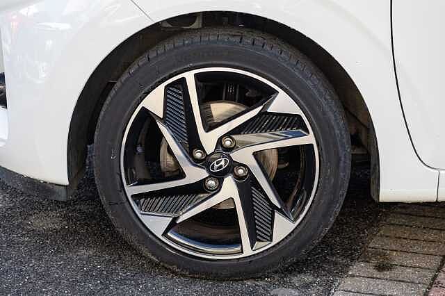 Hyundai i10 1.2 MPi Premium 5dr Auto