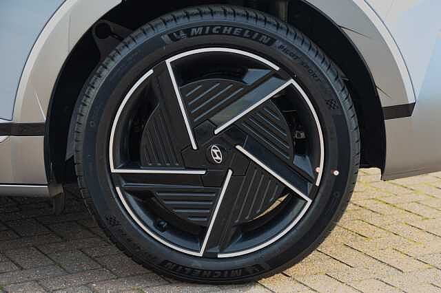 Hyundai IONIQ 5 239kW Ultimate 84 kWh 5dr AWD Auto