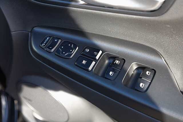 Hyundai KONA 150kW Premium 64kWh 5dr Auto