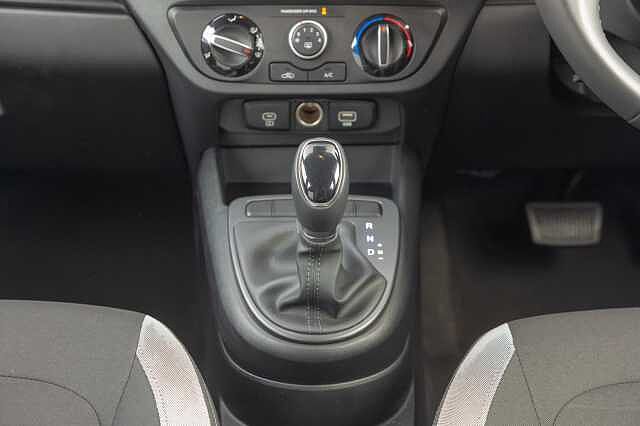 Hyundai i10 1.0 [63] Advance 5dr Auto [Nav]