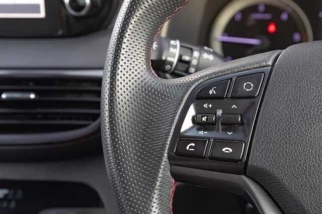 Hyundai TUCSON 1.6 CRDi 48V MHD 136 N Line 5dr 2WD