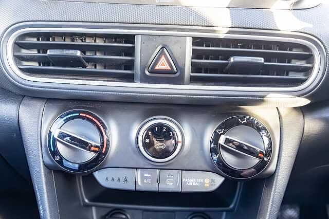 Hyundai KONA 1.0T GDi Play Edition 5dr