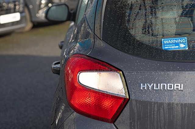 Hyundai i10 1.0 MPi SE Connect 5dr Auto