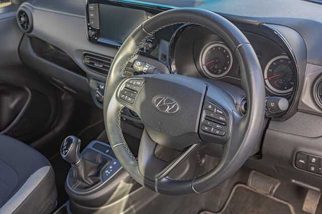 Hyundai i10 1.0 MPi SE Connect 5dr Auto