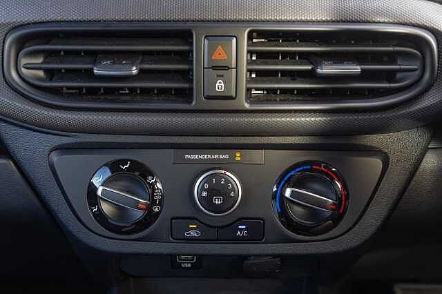 Hyundai i10 1.0 MPi SE Connect 5dr Auto