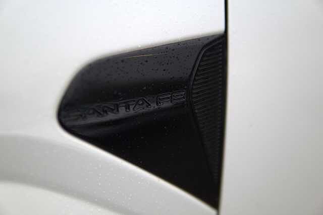 Hyundai SANTA FE 1.6 TGDi 239 Hybrid Ultimate 5dr Auto