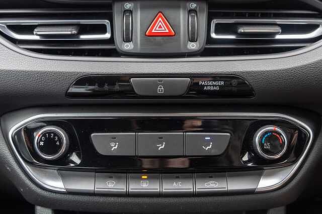 Hyundai I30 1.0T GDi SE Connect 5dr Ultimate Red