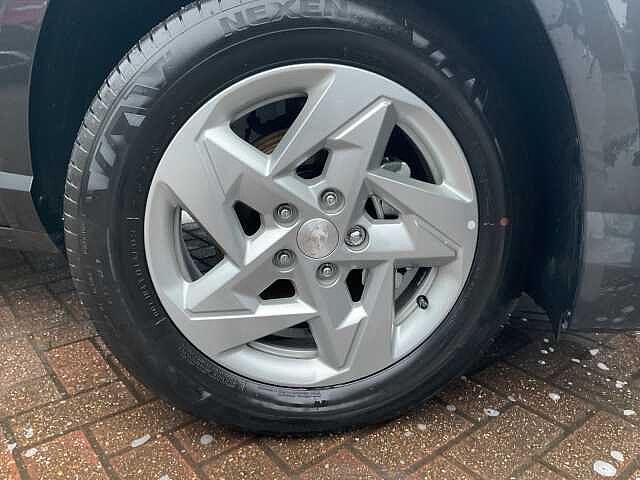 Hyundai KONA 1.6T 138 Advance 5dr MIRAGE GREEN