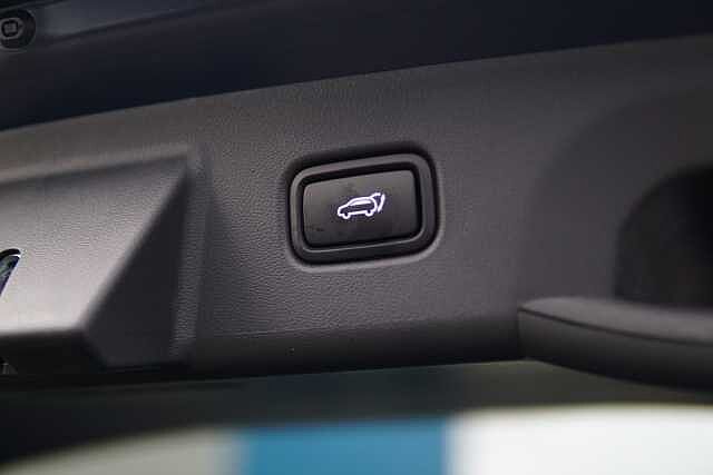 Hyundai TUCSON 1.6T Premium 5dr