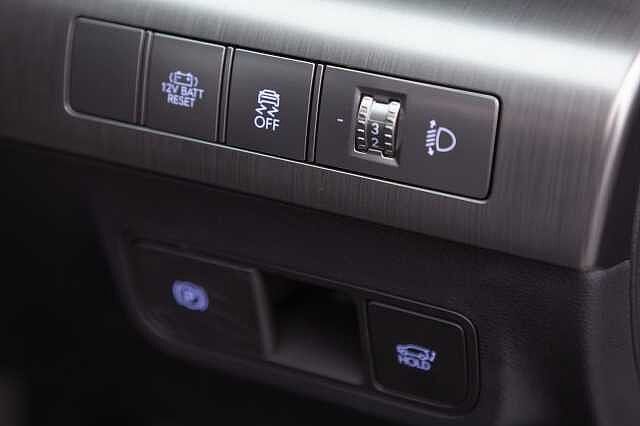 Hyundai KONA 1.6 Hybrid 129 Ultimate 5dr DCT Meta BLUE