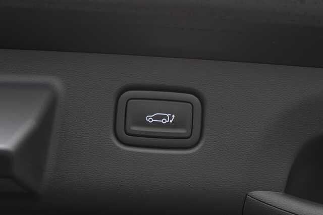 Hyundai KONA 1.6 Hybrid 129 Ultimate 5dr DCT Abyss Black