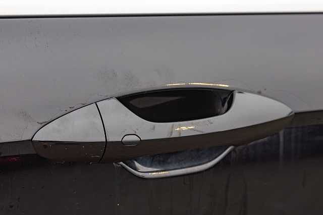 Hyundai KONA 1.6 Hybrid 129 Ultimate 5dr DCT Abyss Black