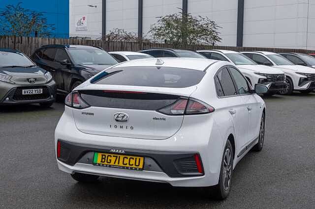 Hyundai IONIQ 100kW Premium SE 38kWh 5dr Auto