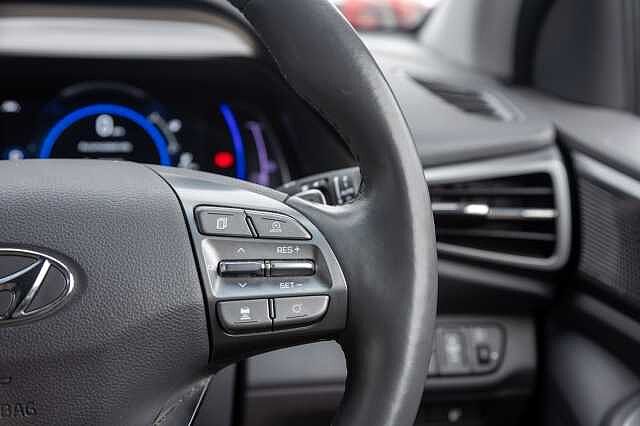 Hyundai IONIQ 100kW Premium SE 38kWh 5dr Auto