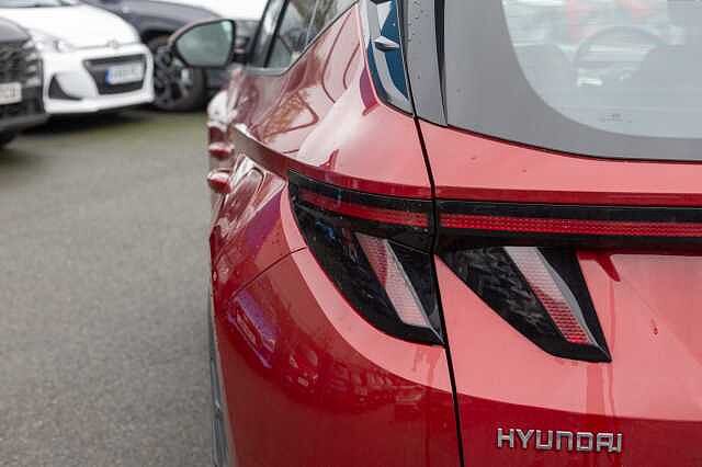 Hyundai TUCSON 1.6 TGDi Hybrid 230 SE Connect 5dr 2WD Auto Sunset Red