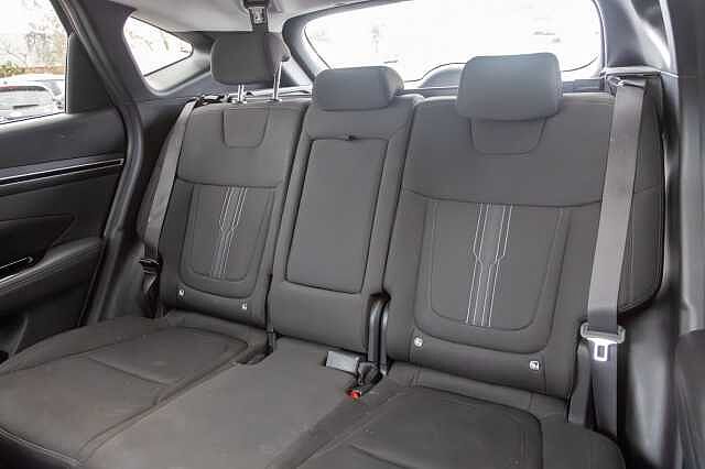 Hyundai TUCSON 1.6 TGDi Hybrid 230 SE Connect 5dr 2WD Auto Sunset Red