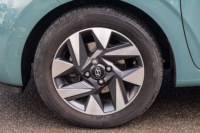 Hyundai i10 1.0 Advance 5dr Auto