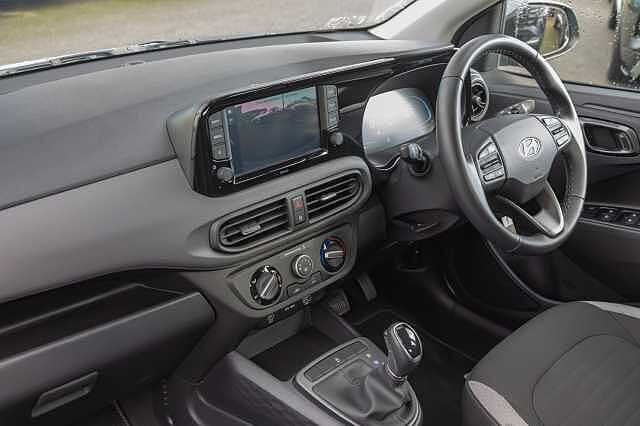 Hyundai i10 1.0 Advance 5dr Auto