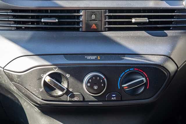 Hyundai i20 1.0T GDi 90 Black Line 5dr