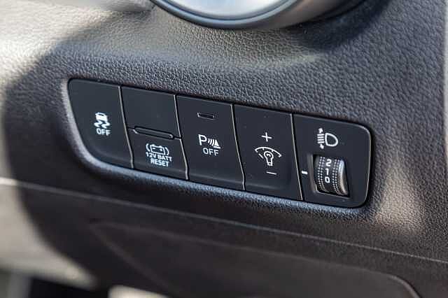 Hyundai KONA 1.6 GDi Hybrid SE Connect 5dr DCT