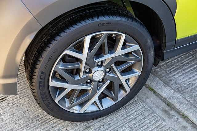 Hyundai KONA 1.6 GDi Hybrid Premium 5dr DCT
