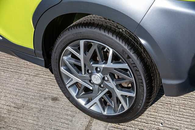 Hyundai KONA 1.6 GDi Hybrid Premium 5dr DCT