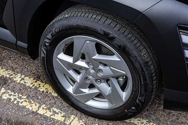 Hyundai KONA 1.6T 138 Advance 5dr