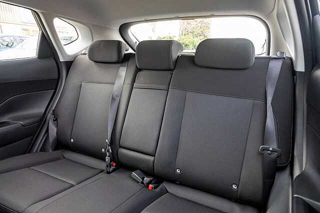 Hyundai KONA 1.6T 138 Advance 5dr