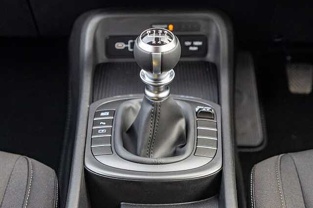 Hyundai KONA 1.6T 138 Advance 5dr