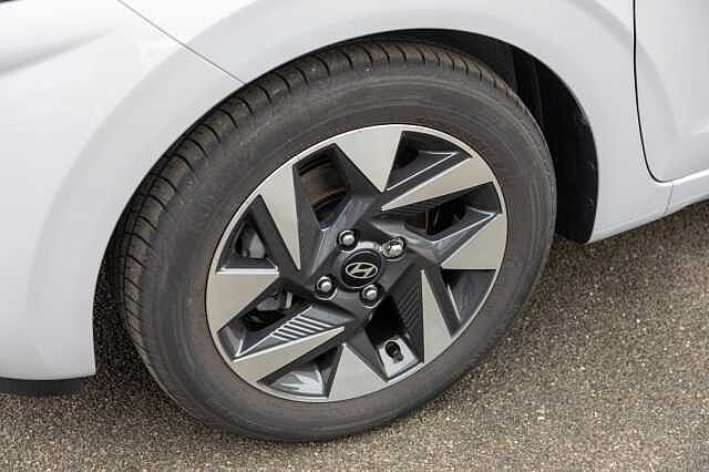 Hyundai i10 1.0 [63] Advance 5dr Auto [Nav]