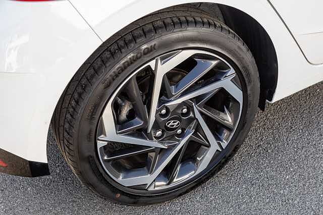 Hyundai i20 1.0T GDi 48V MHD Premium 5dr