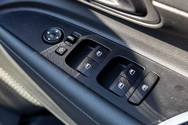 Hyundai i20 1.0T GDi 48V MHD Premium 5dr