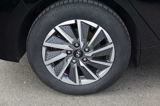 Hyundai IONIQ 100kW Premium 38kWh 5dr Auto