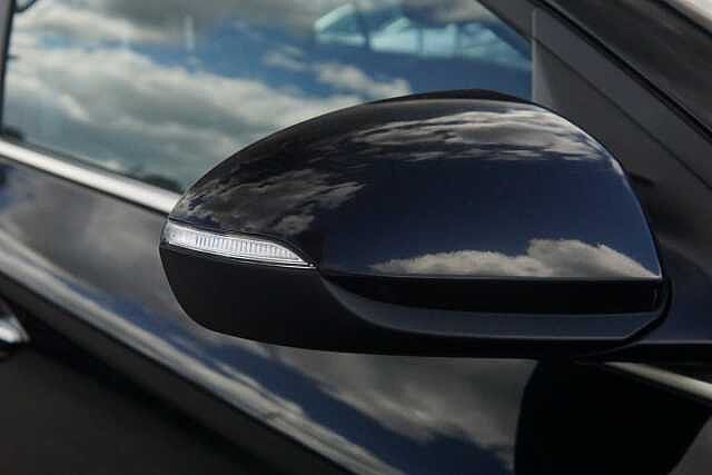 Hyundai IONIQ 100kW Premium 38kWh 5dr Auto