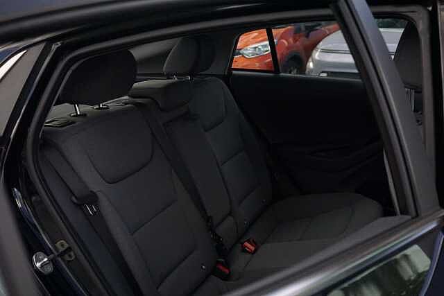 Hyundai IONIQ 100kW Premium 38kWh 5dr Auto