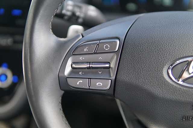 Hyundai IONIQ 100kW Premium 38kWh 5dr Auto