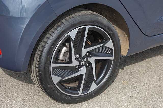 Hyundai i10 1.2 [79] Premium 5dr Auto [Nav]