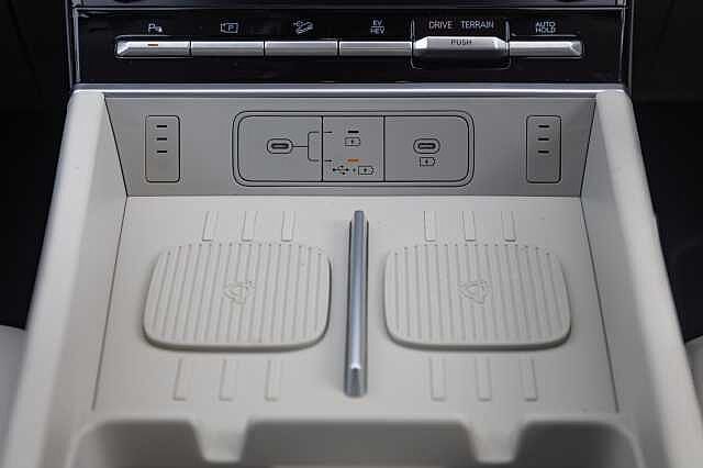 Hyundai SANTA FE 1.6 TGDi Plug-in Hybrid Ultimate 5dr 4WD Auto