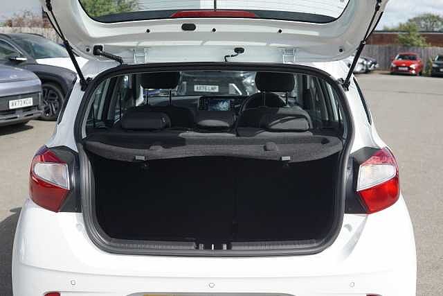 Hyundai i10 1.0 [63] Advance 5dr Auto [Nav]