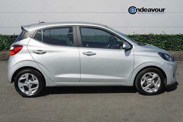 Hyundai i10 1.0 MPi SE Connect 5dr Auto