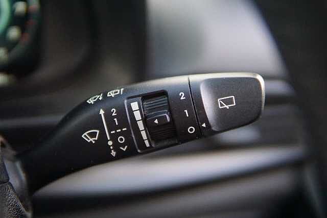 Hyundai i20 1.0T GDi 48V MHD SE Connect 5dr