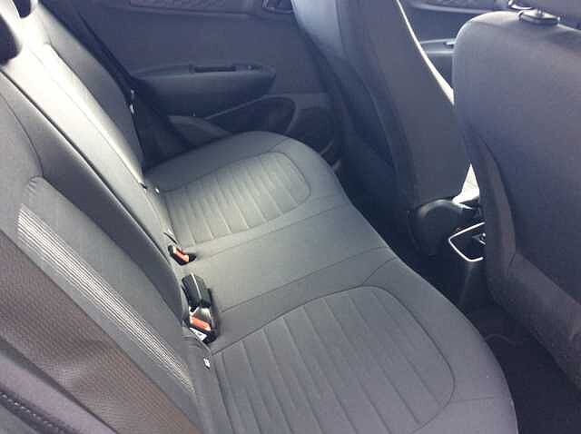 Hyundai i10 1.0 Advance 5dr