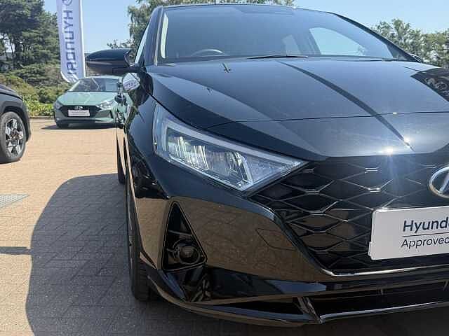 Hyundai I20 1.0T GDi 48V MHD Premium 5dr Abyss Black